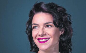 Monsieur Minimal feat Ανδριάνα Μπάμπαλη – “Θέλω”