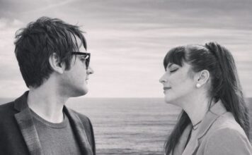 Sound Service feat. Marianina Dream – “Μουδιασμένο σώμα”