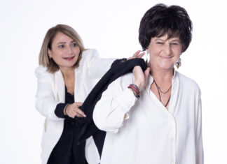 Φωτεινή Βελεσιώτου και Κική Μαυρίδου μαζί στο Κύτταρο …τις “κυνηγούν οι μέλισσες”!