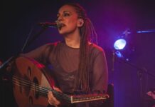 Η Βάσια Βουγιουκλή στο Theatre of the NO