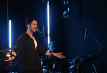 Bon Iver & Björk μαζί με Κόρε Ύδρο & Άκη Πάνου… και άλλα τέτοια στο live του Απόστολου Κίτσου στον Σταυρό του Νότου!