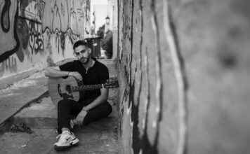 Βασίλης Κεφαλιανός feat Πάνος Βλάχος – “Στην Αθήνα”