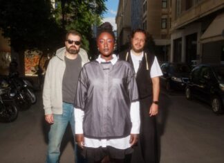 Οι Hume Assine ταξιδεύουν στο διάστημα με το νέο video clip του «Painted Stars»