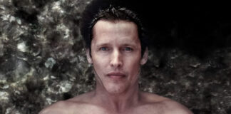 Ο James Blunt επιστρέφει στο “Once Upon a Mind” με νέα official visualisers