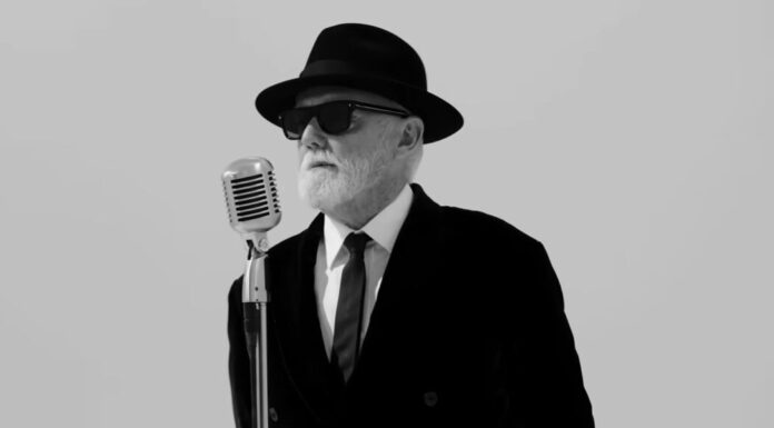 Ο Roger Taylor των Queen, κυκλοφορεί το «I See You Now», ένα ερωτικό τραγούδι αφιερωμένο στη σύζυγό του