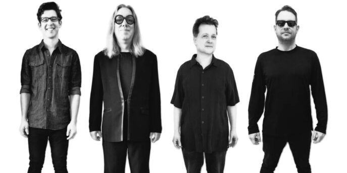 violent_femmes_2026_08_001