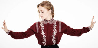 Η Agnes Obel επιστρέφει με το νέο album «The Meaning of Flowers»