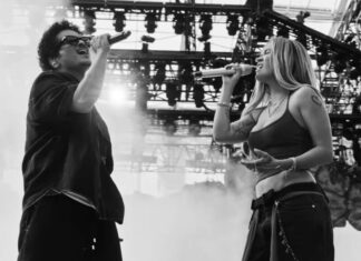 Η Karol G και ο Bruno Mars παρουσιάζουν το video clip του «Still»
