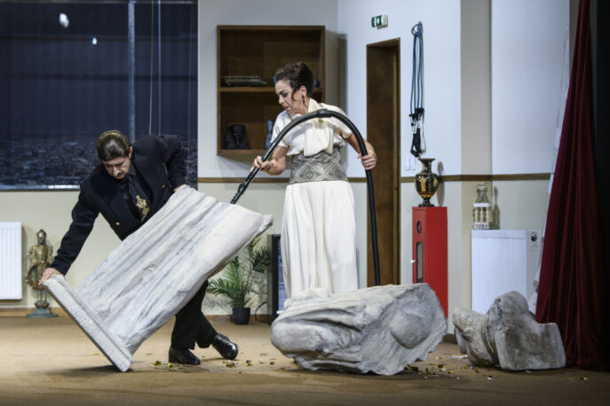 karyatida_theater_2026_09_003