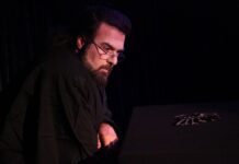 «Ο μέγας Ιεροεξεταστής» του Φιόντορ Ντοστογιέβσκι με τον Κωνσταντίνο Κωνσταντόπουλο στο θέατρο Αλκμήνη