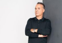 Ο Φώτης Σεργουλόπουλος πρωταγωνιστεί στον θεατρικό μονόλογο «Το Παρτάλι» του Θεόδωρου Γρηγοριάδη