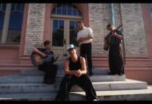 Οι Take That ενώνουν τις φωνές τους με τον Michael Patrick Kelly στο «Feel My Love»