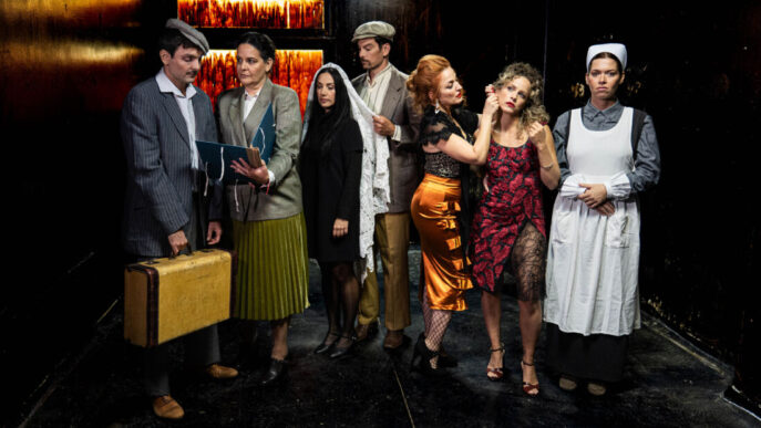 tria_psygeia_ena_plyntirio_theater_2026_10_001