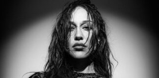 Οι MamaSingsFire με frontwoman την Πηνελόπη Αναστασοπούλου, live στο ΚΛΑΚΑΖ με πρώτη γεύση από το «Raising Hell»