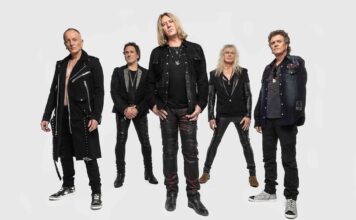 Τέτοια μέρα, χρόνια πριν… οι Def Leppard έπαιξαν σε τρεις διαφορετικές ηπείρους …την ίδια ημέρα!