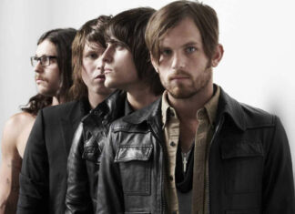 Οι Kings of Leon γράφουν το «Cold Blue Dawn» πάνω στον χάρτη της Γης!