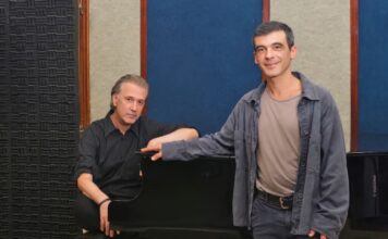Ο Απόστολος Ρίζος παίρνει τη σκυτάλη στο μουσικό ταξίδι του Δαμιανού Πάντα στον ποιητικό κόσμο του Κώστα Καρυωτάκη