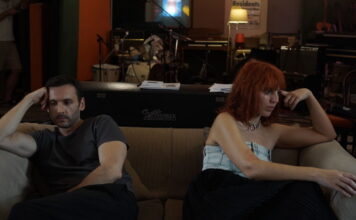 O SIC επιστρέφει σε μία νέα συνεργασία με την Καλλιόπη Μητροπούλου με το ολοκαίνουργιο single “Δεν Μιλάω Για Σένα”